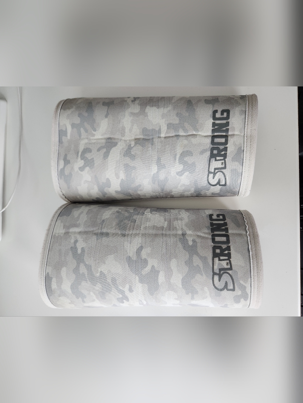 STRONG Camo Knee Sleeves in Light Gray